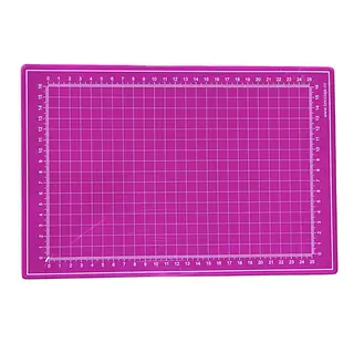 Tapete Magenta En Acrilico