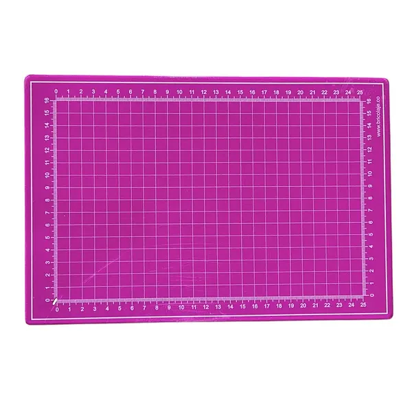 Tapete Magenta En Acrilico