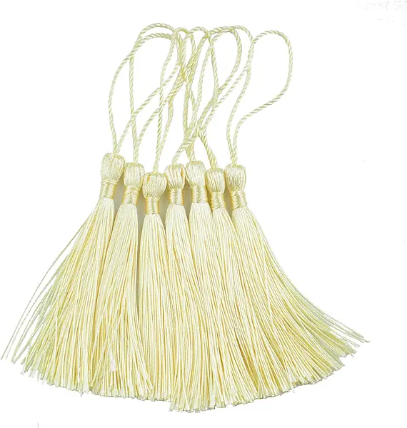 12 Borlas De Hilo Beige Claro