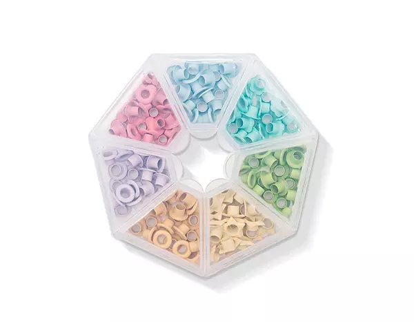 Estuche Con Eyelets Color Pastel 141 Pz