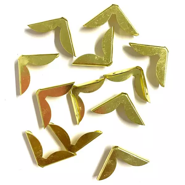 Esquinero Dorado con Ondas 2 Mm* 12 Pz