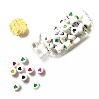 Cuentas Circulares con Corazones de Colores