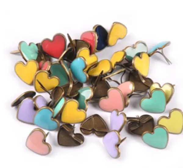 Brads Corazones de Colores * 20 Pz