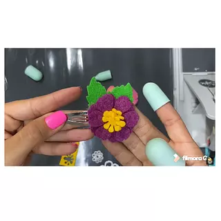 Troquelando flores en paño lency