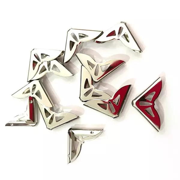 Esquinero Plateado Con Perforaciones * 12 Pz C 1063