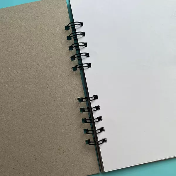 Agenda Mediana Tapa Gris y Hojas Blancas * 100 Hojas